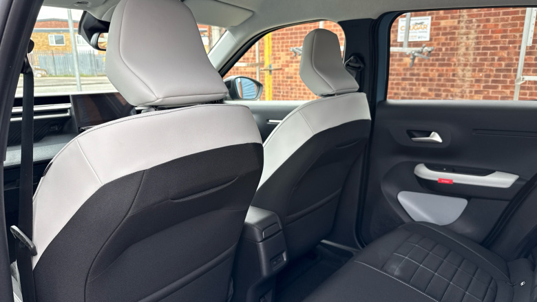 Citroen C3 83kW Max 44kWh 5dr Auto Electric Hatchback